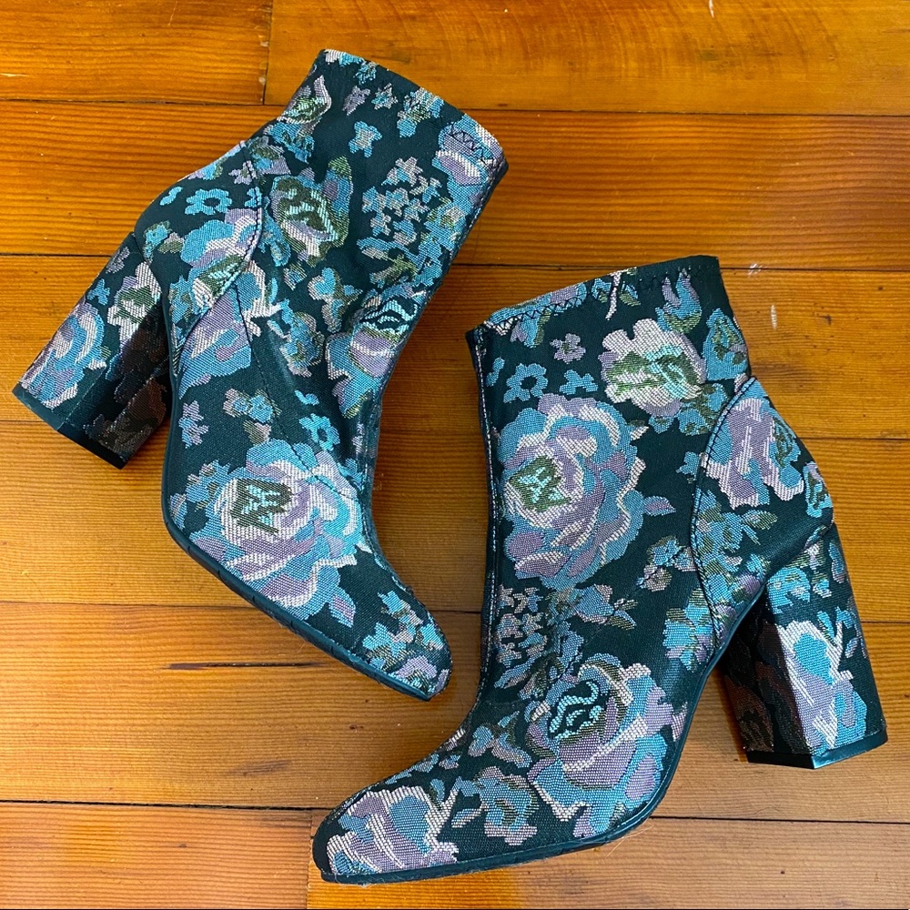 Kenneth Cole Reaction Floral Booties